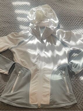 Athleta Light Gray & White Hooded Performance Jacket